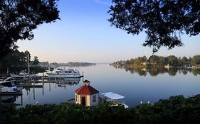 Tides Inn
